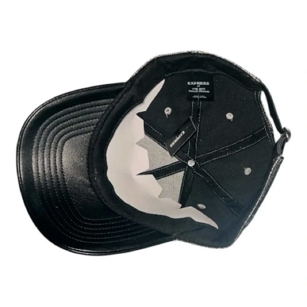 Express Shimmering Black Cap